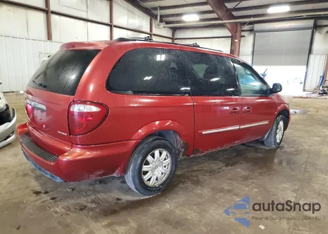 2005 Chrysler Town & Country Touring из США, поврежденный, VIN 2C4GP54L15R402814